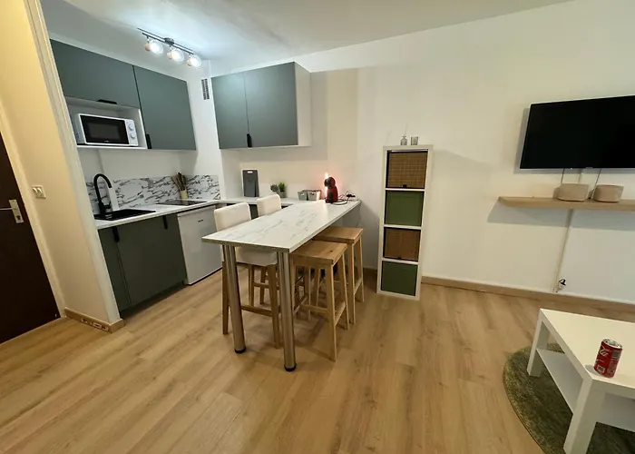 Appartement à 2 Min Des Plages